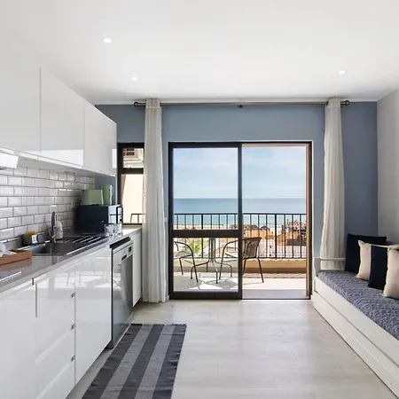 Luxury View - Da Rocha *